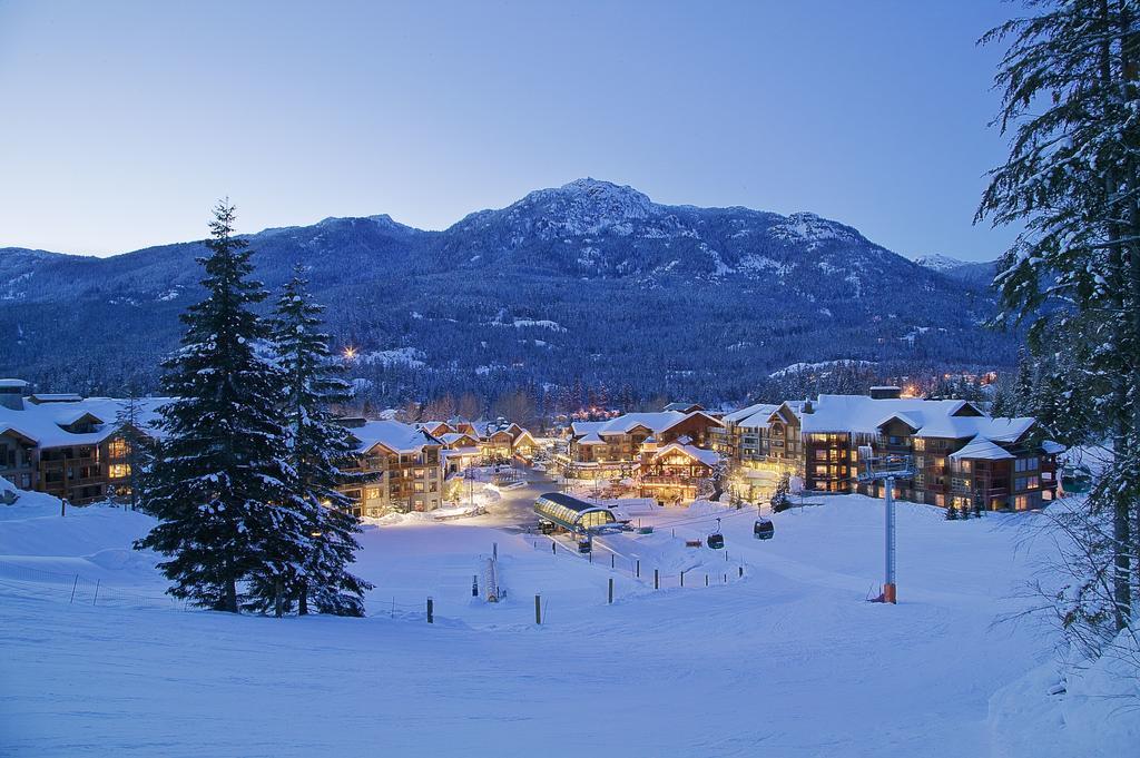 First Tracks Lodge Whistler Extérieur photo
